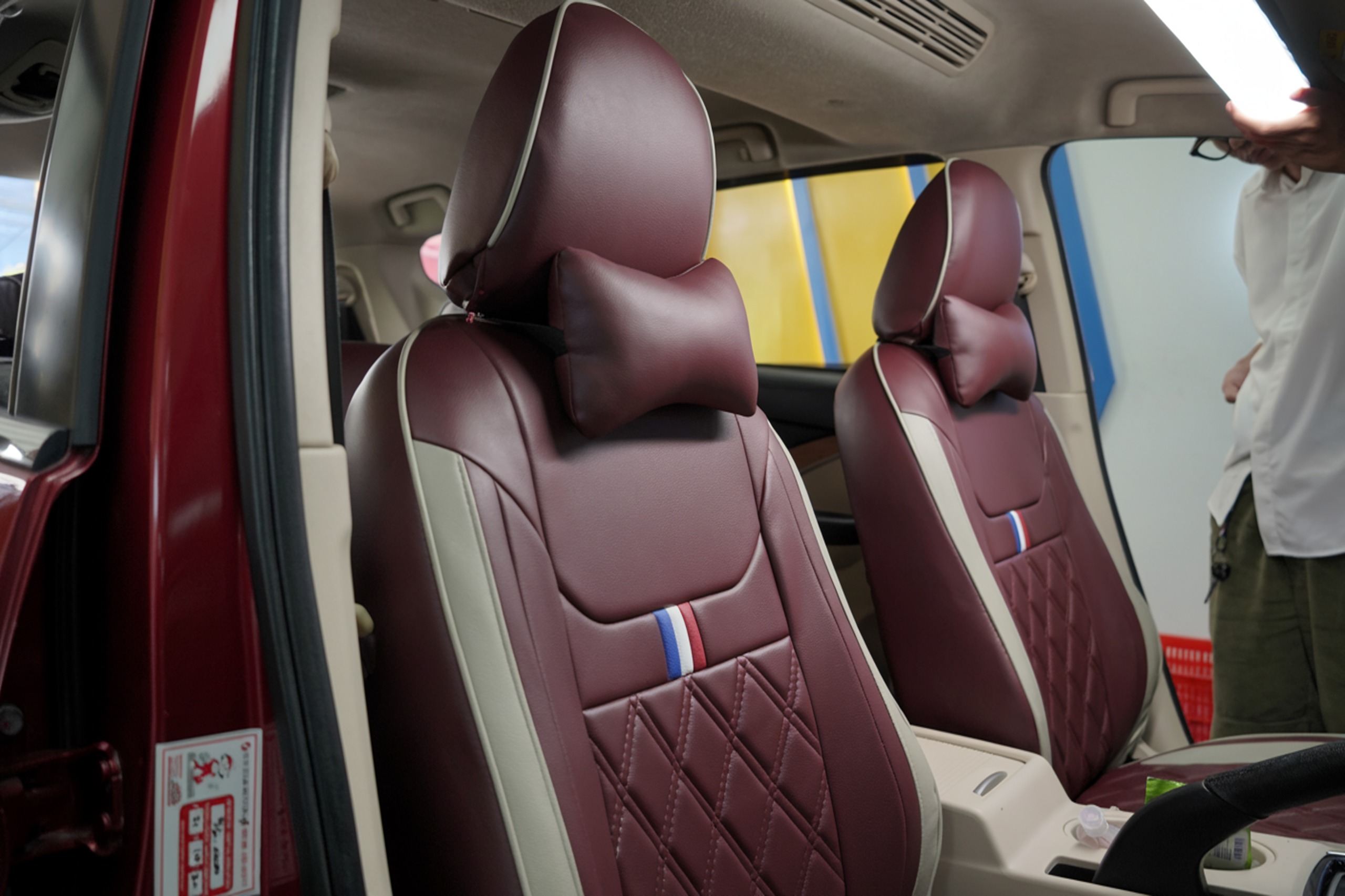 Emirate Seat Cover